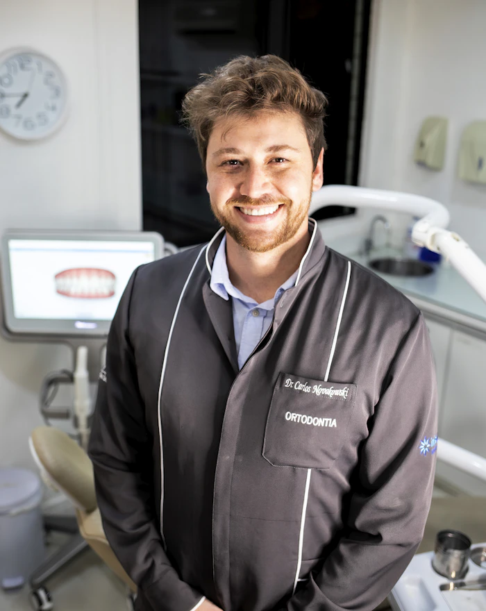 Dr. Andrés Villaseñor
